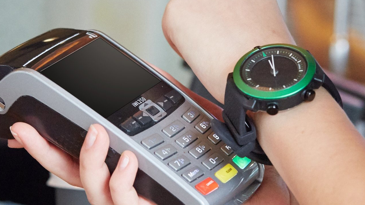 Samsung pay на часах. Часы с бесконтактной оплатой. Смарт часы с функцией NFC. Оплата смарт часами с NFC. Смарт часы женские с бесконтактной оплатой.